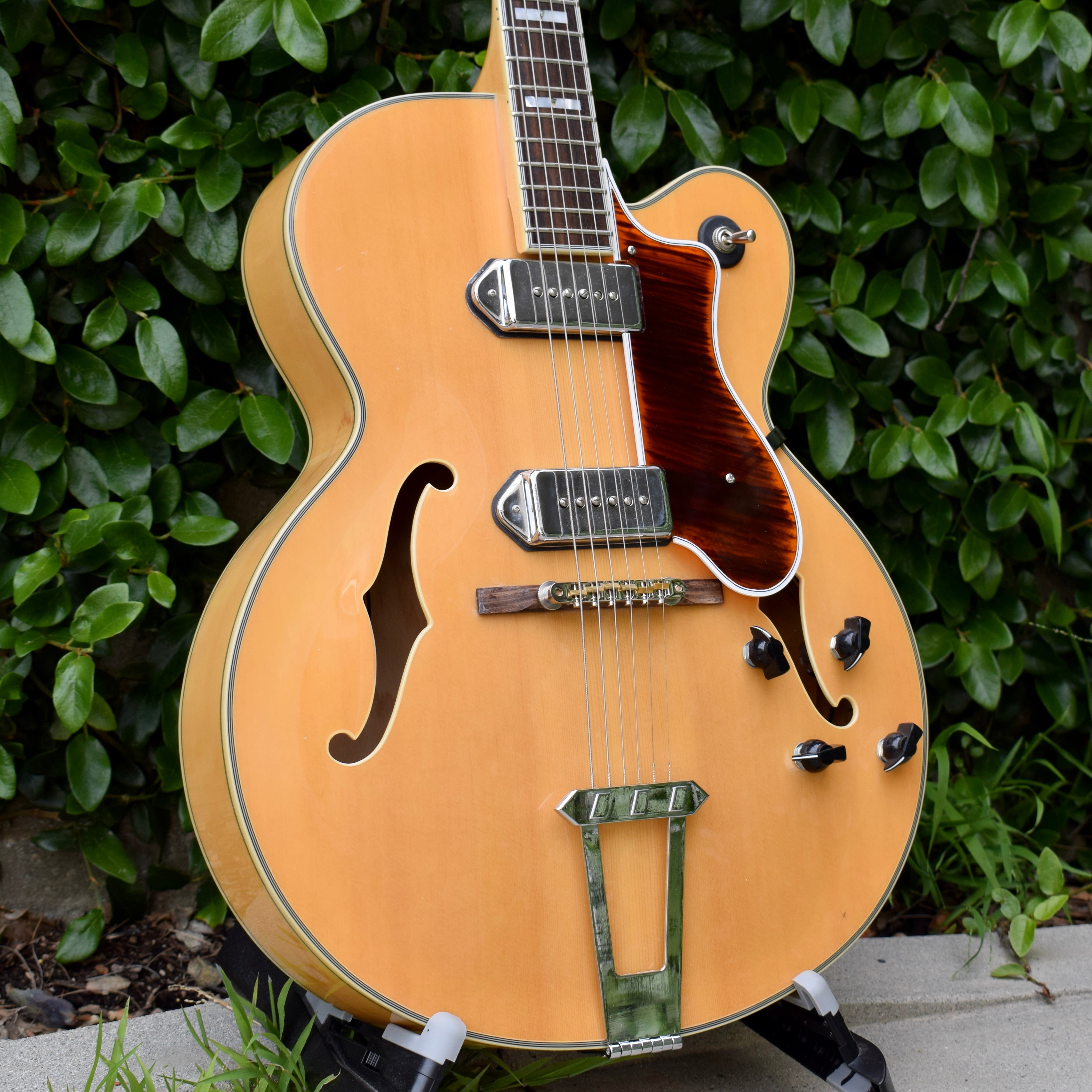 Epiphone - Broadway - Left-Handed - Wine Red - EOBDWWRGHLH